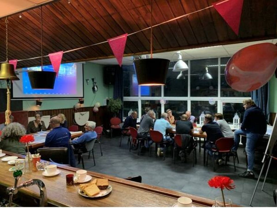 Creatieve eerste gesprekstafels Oostpolder